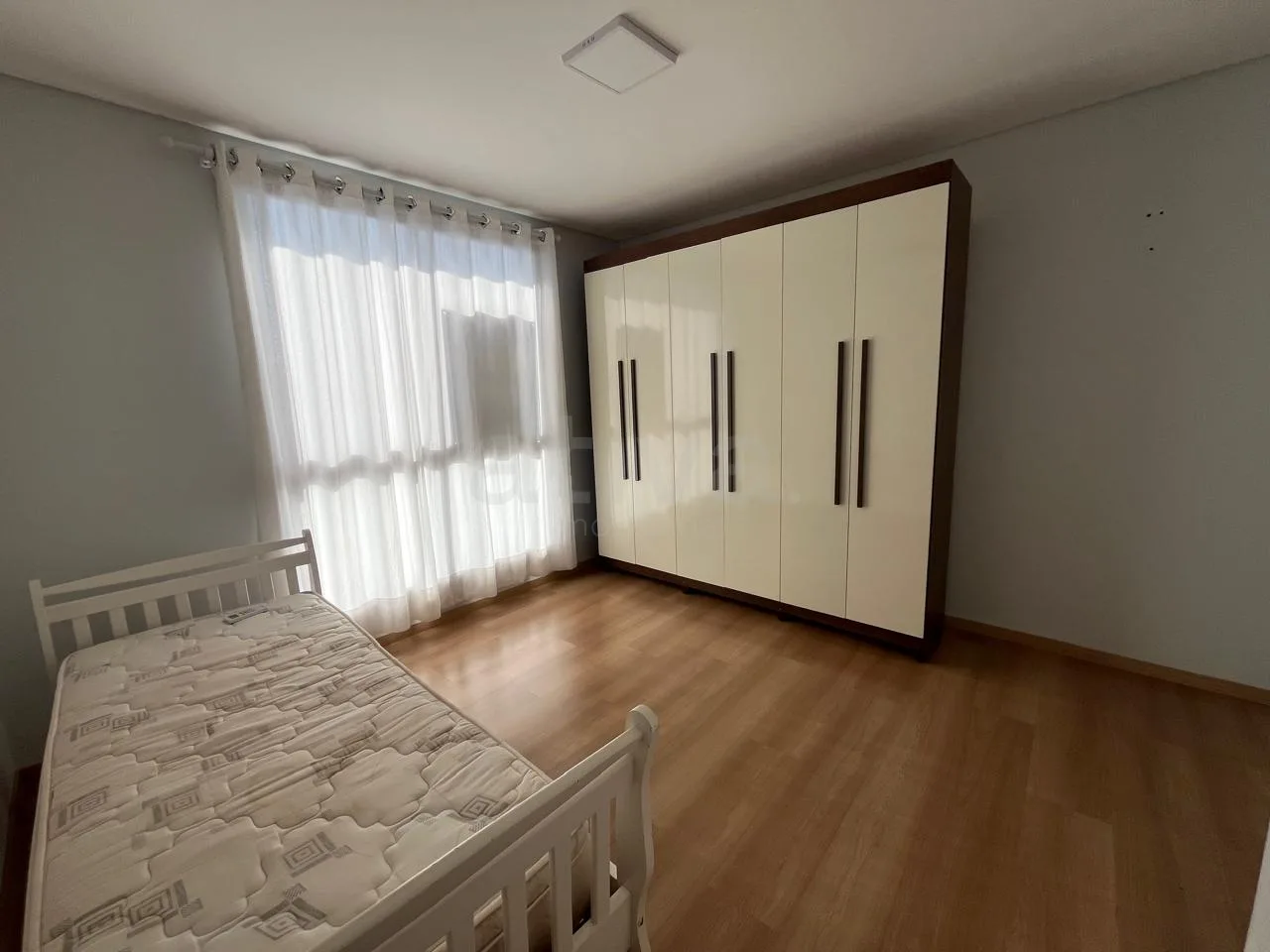 Alugar Apartamento / Padr&atilde;o em Toledo R$ 2.860,00 - Foto 10