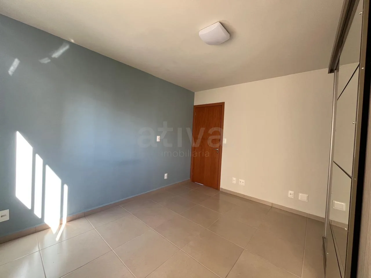 Alugar Apartamento / Padr&atilde;o em Toledo R$ 1.740,00 - Foto 13