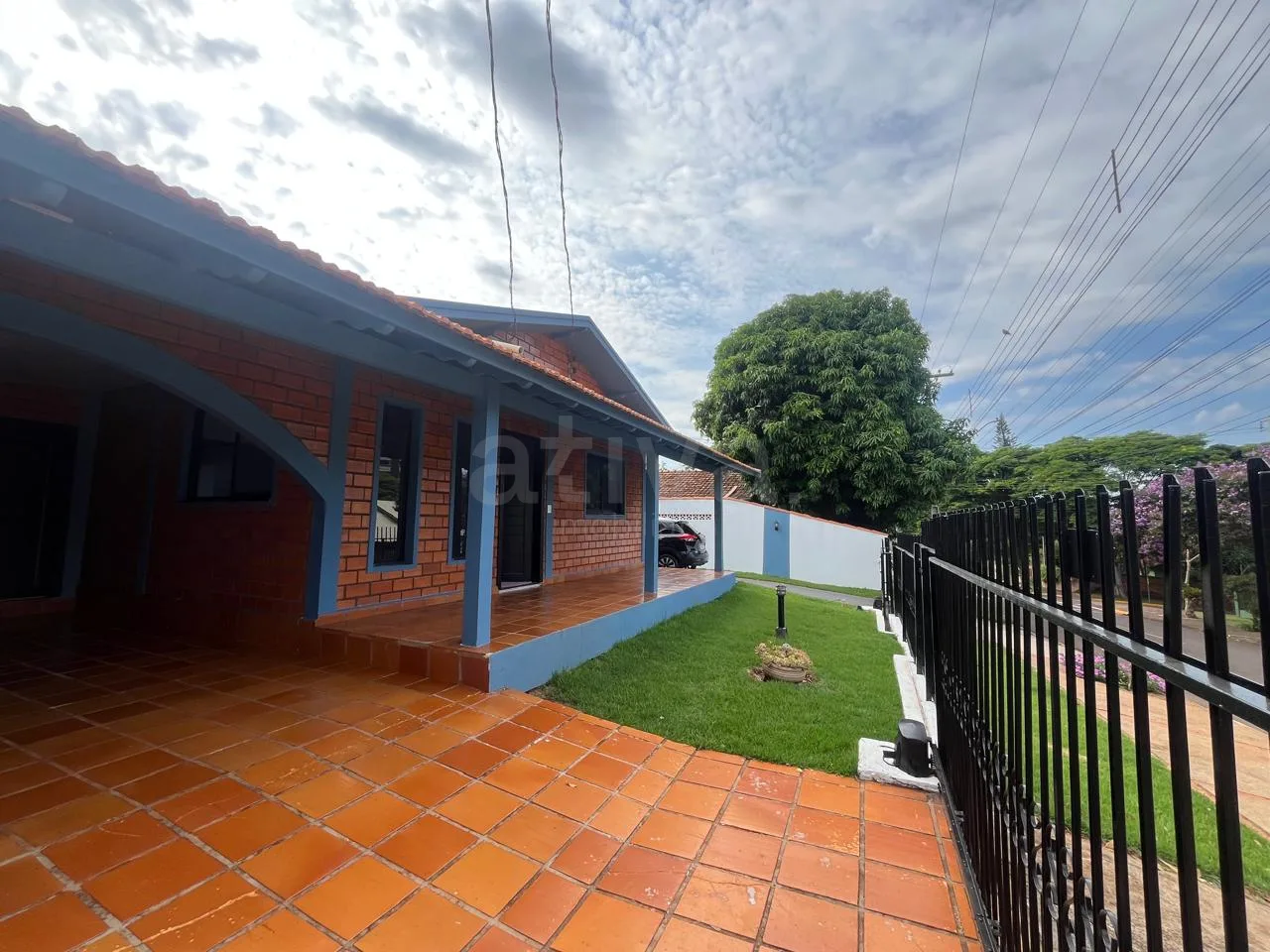 Alugar Comercial / Sala Comercial em Toledo R$ 2.600,00 - Foto 2