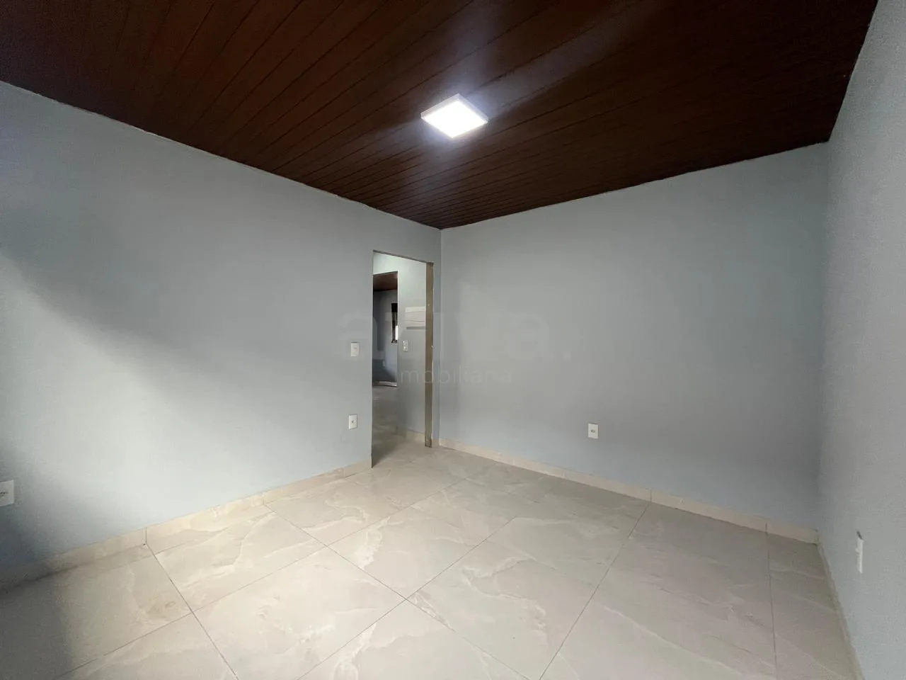 Alugar Comercial / Sala Comercial em Toledo R$ 2.600,00 - Foto 6