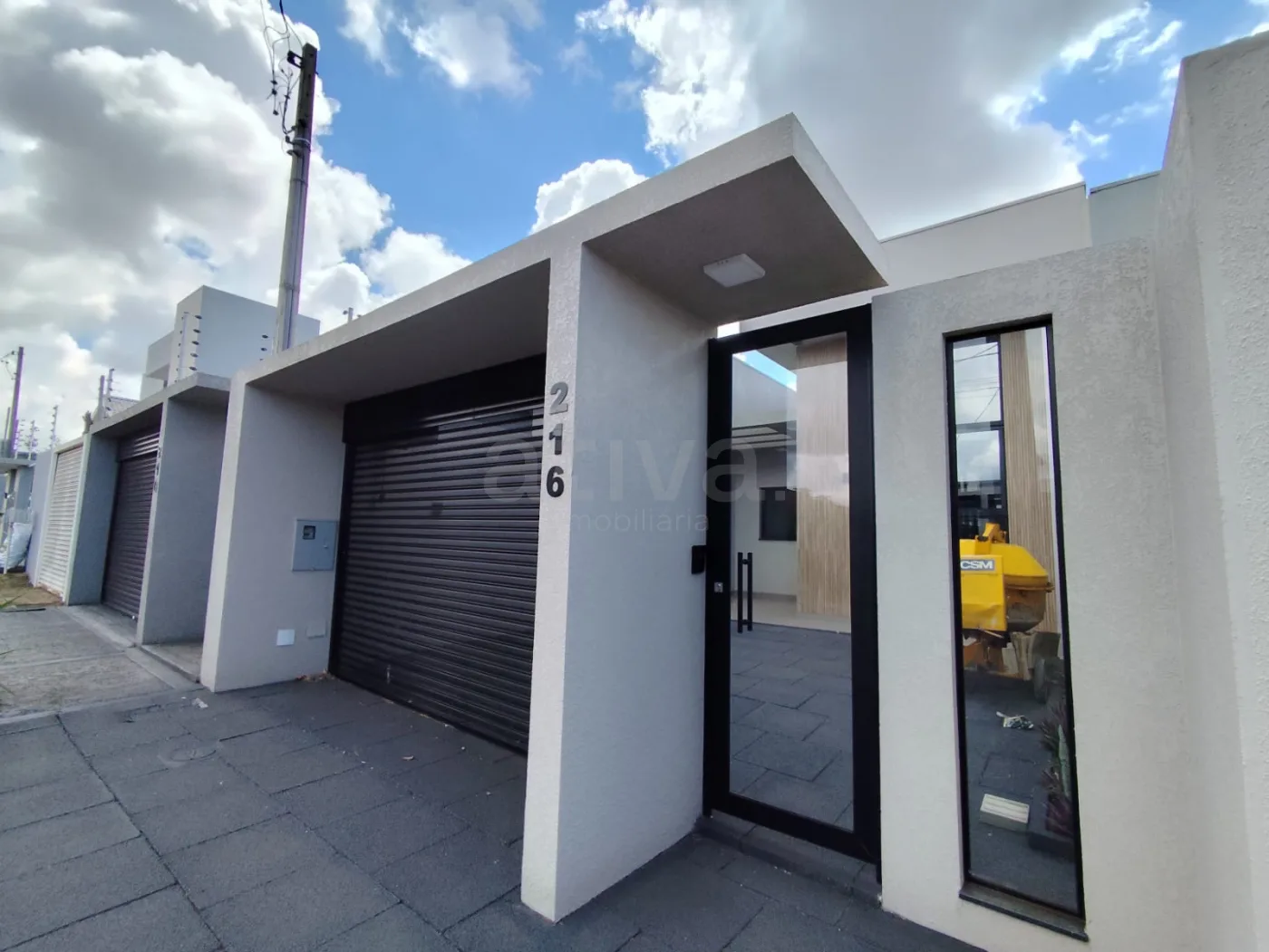 Comprar Casa / Padr&atilde;o em Cascavel R$ 530.000,00 - Foto 2