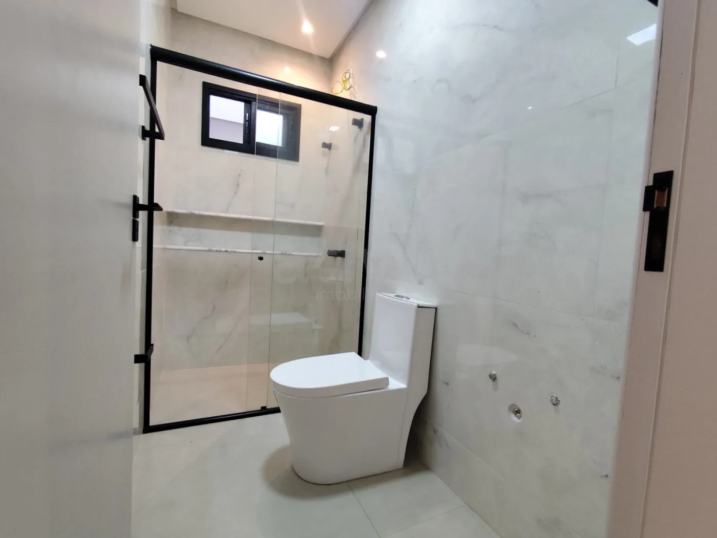 Comprar Casa / Padr&atilde;o em Cascavel R$ 530.000,00 - Foto 11