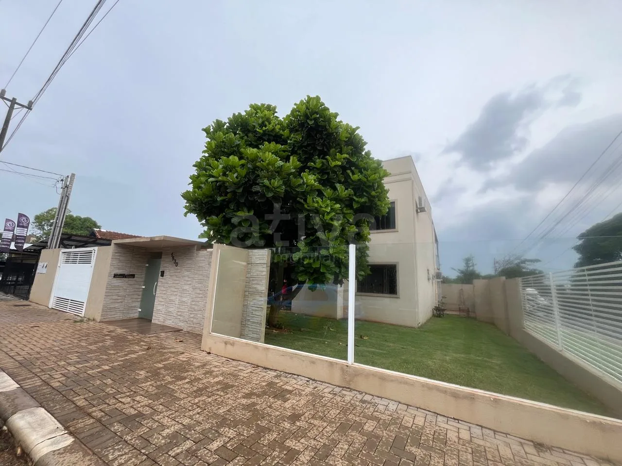 Alugar Casa / Padr&atilde;o em Toledo R$ 3.000,00 - Foto 1