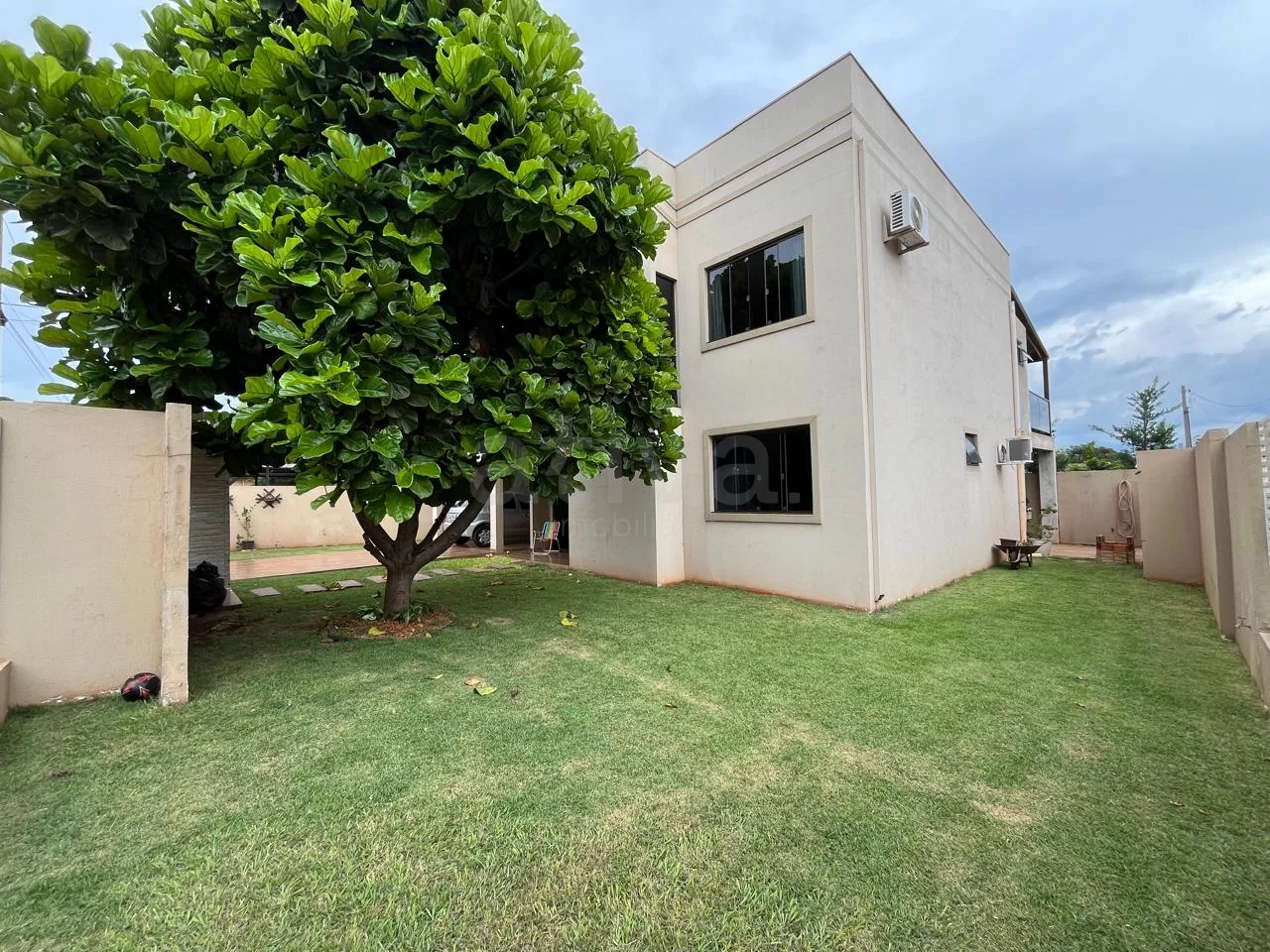 Alugar Casa / Padr&atilde;o em Toledo R$ 3.000,00 - Foto 2