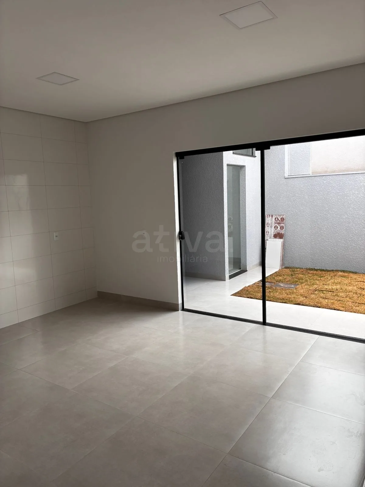 Comprar Casa / Padr&atilde;o em Toledo R$ 370.000,00 - Foto 9