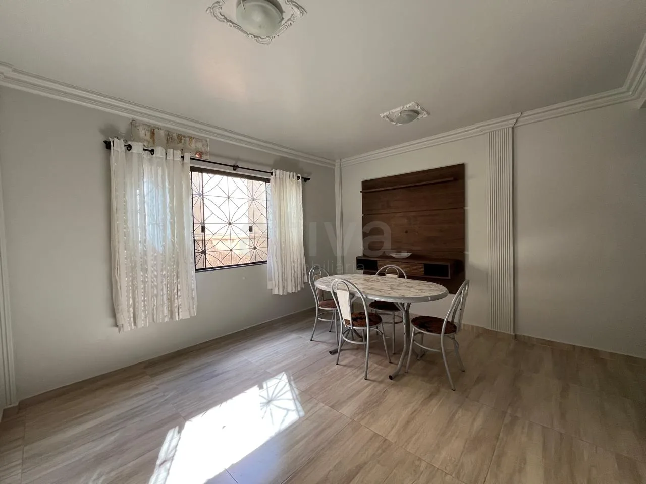 Alugar Apartamento / Padr&atilde;o em Toledo R$ 1.300,00 - Foto 4