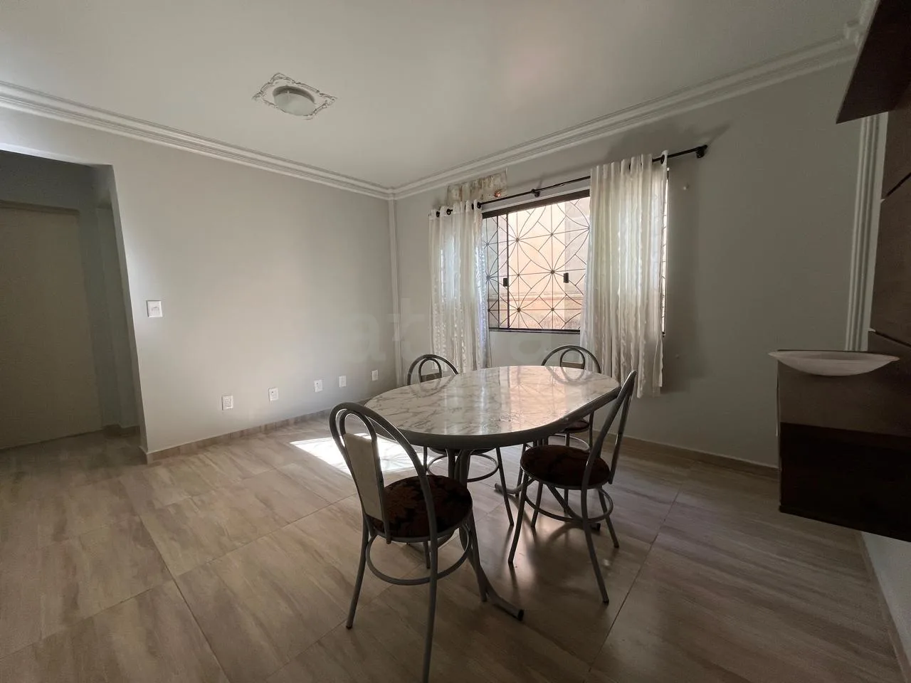 Alugar Apartamento / Padr&atilde;o em Toledo R$ 1.300,00 - Foto 5