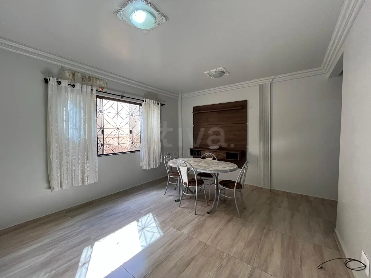 Alugar Apartamento / Padr&atilde;o em Toledo R$ 1.300,00 - Foto 6