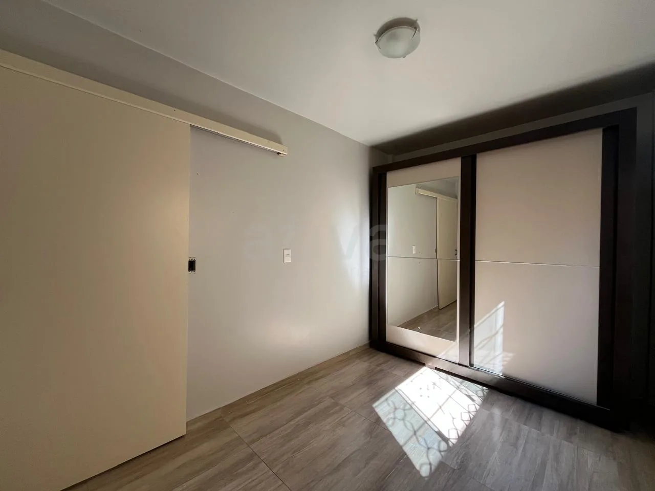 Alugar Apartamento / Padr&atilde;o em Toledo R$ 1.300,00 - Foto 7