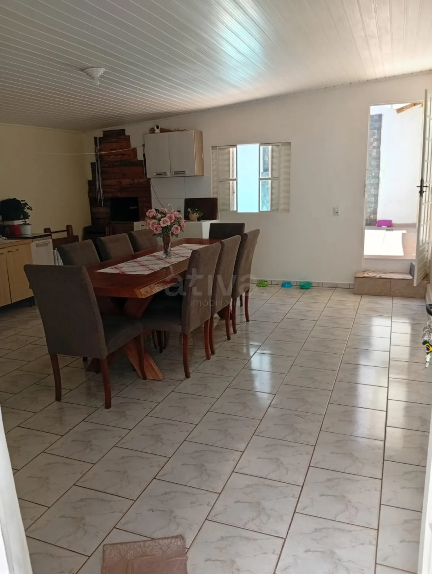 Comprar Casa / Padr&atilde;o em Toledo R$ 550.000,00 - Foto 4