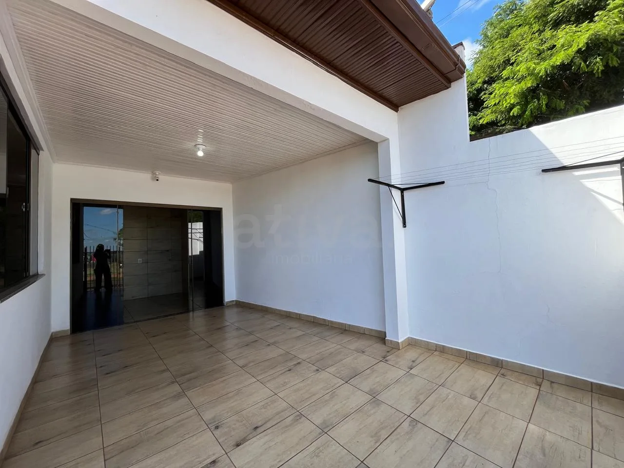 Alugar Casa / Padr&atilde;o em Toledo R$ 1.700,00 - Foto 4