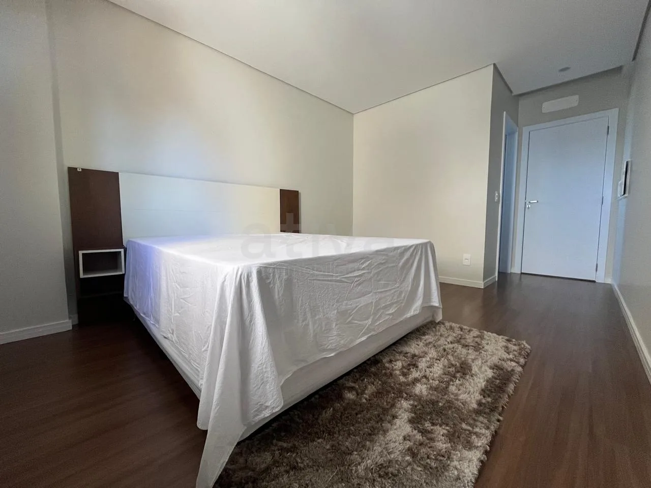 Alugar Apartamento / Padr&atilde;o em Toledo R$ 2.880,00 - Foto 11