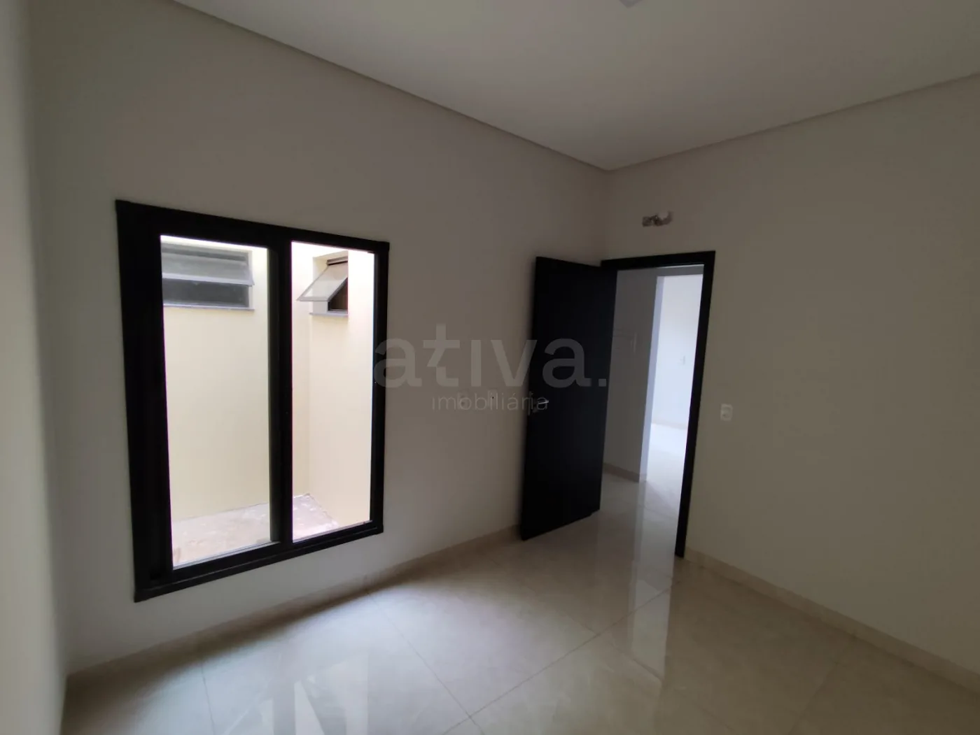 Comprar Casa / Padr&atilde;o em Toledo R$ 380.000,00 - Foto 7
