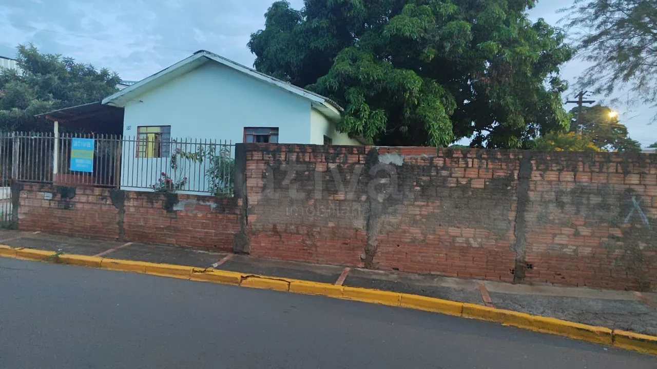 Comprar Casa / Padr&atilde;o em Toledo R$ 300.000,00 - Foto 1