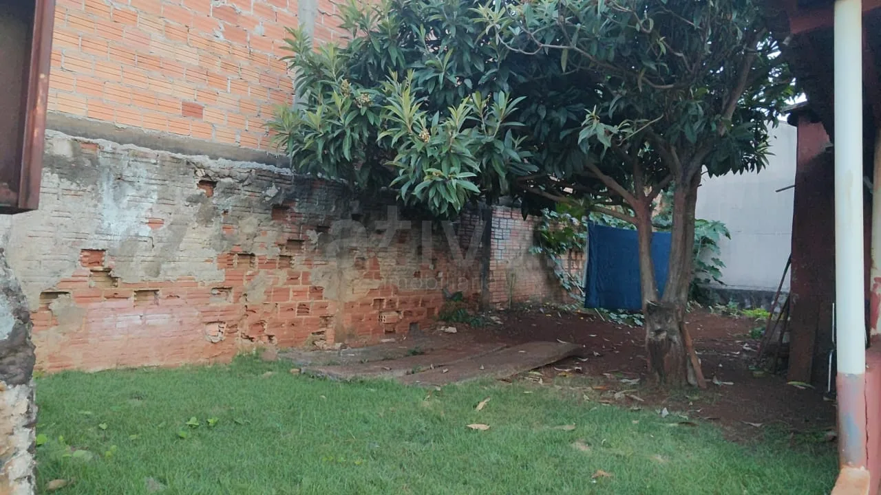 Comprar Casa / Padr&atilde;o em Toledo R$ 300.000,00 - Foto 4