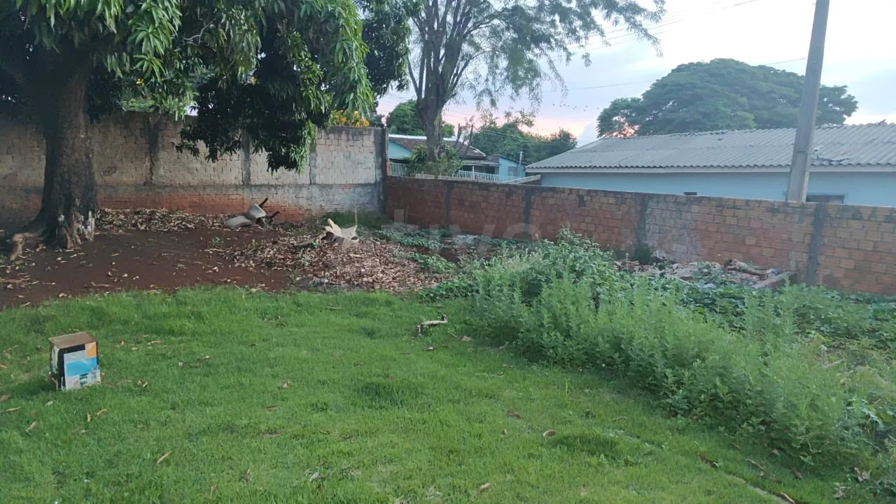 Comprar Casa / Padr&atilde;o em Toledo R$ 300.000,00 - Foto 5