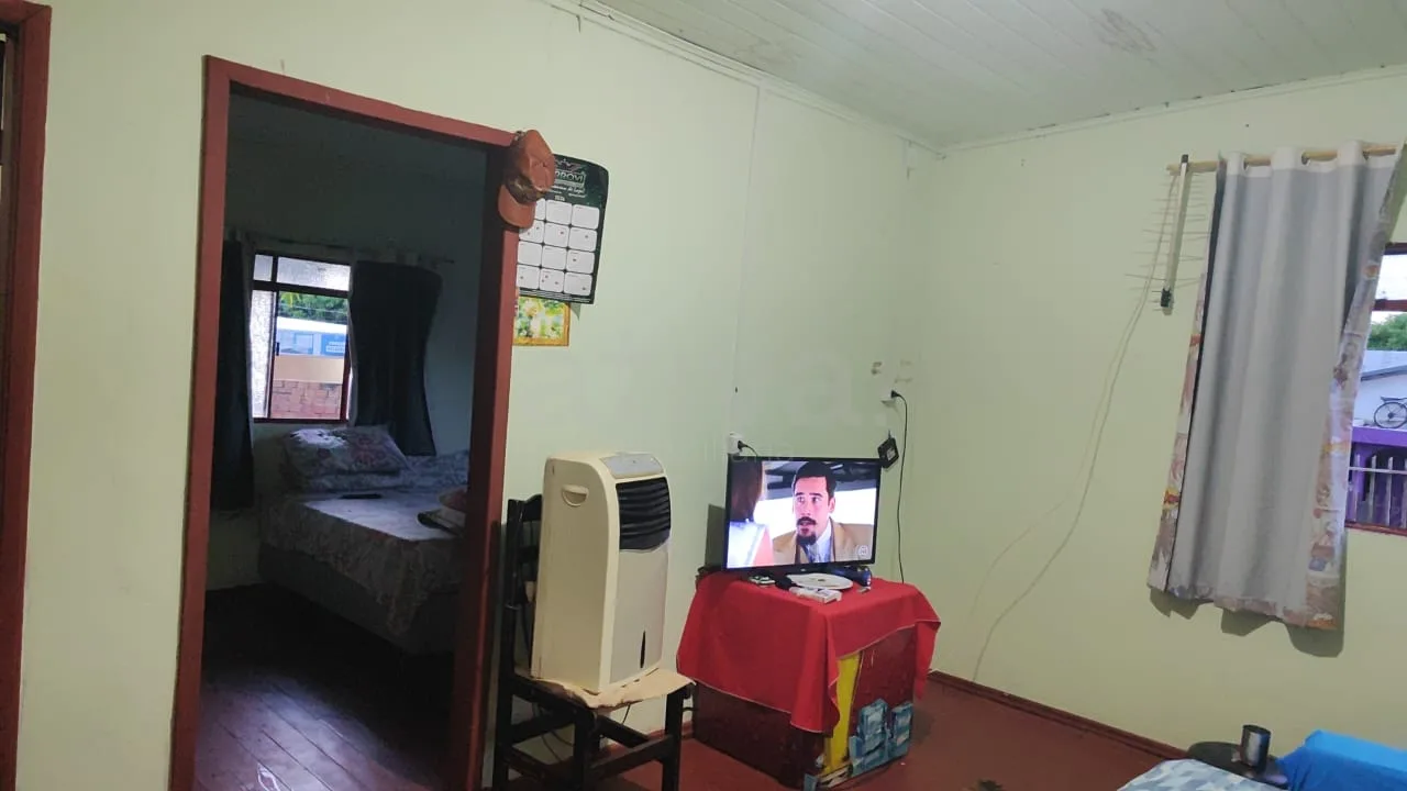 Comprar Casa / Padr&atilde;o em Toledo R$ 300.000,00 - Foto 6