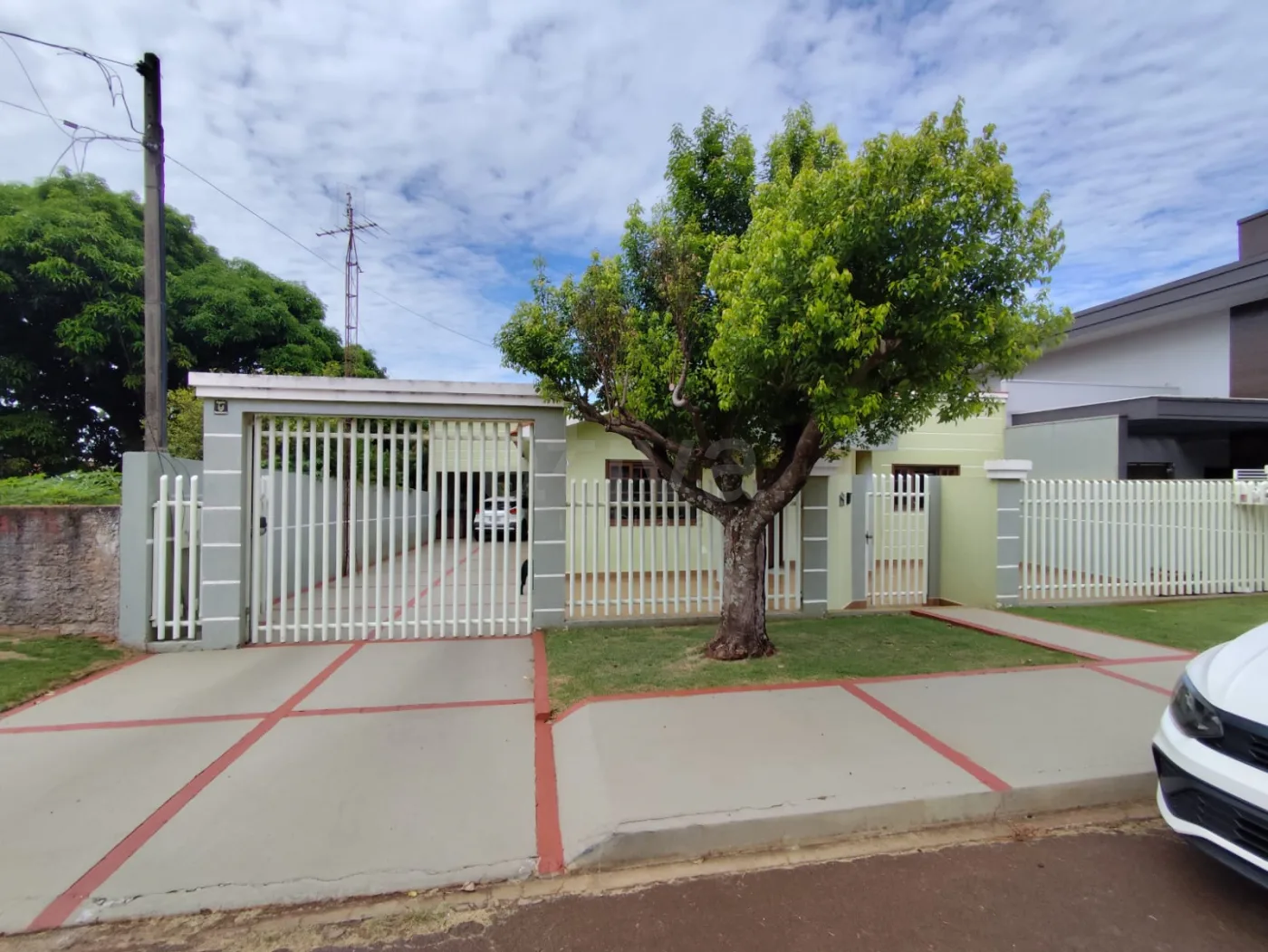 Comprar Casa / Padr&atilde;o em Toledo R$ 1.050.000,00 - Foto 2