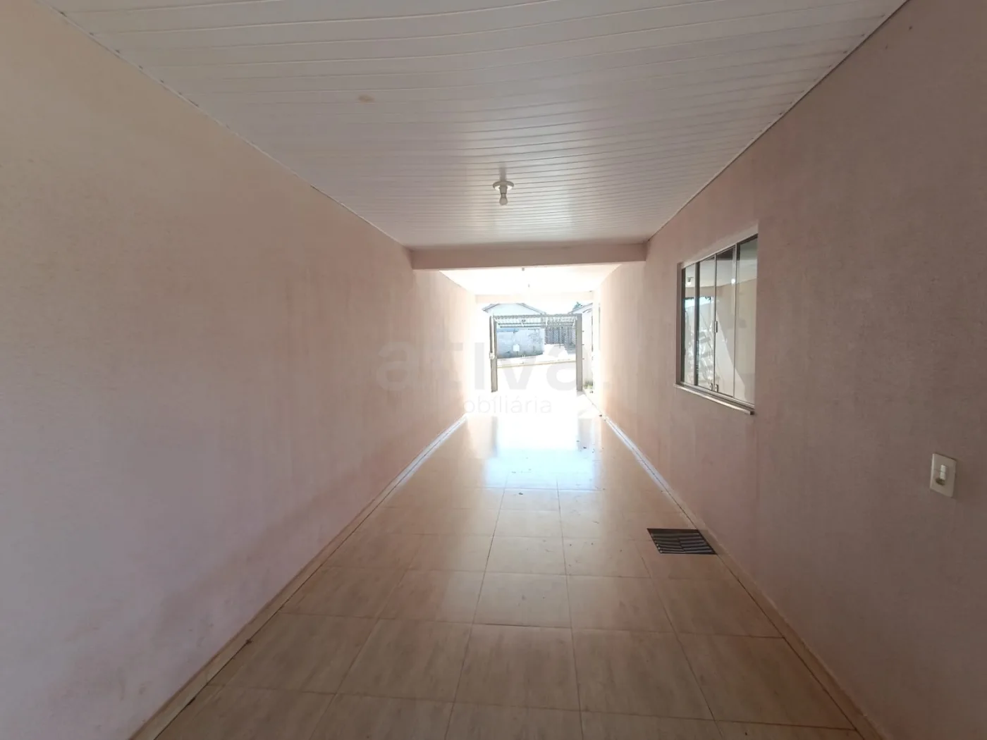 Comprar Casa / Padr&atilde;o em Toledo R$ 400.000,00 - Foto 5