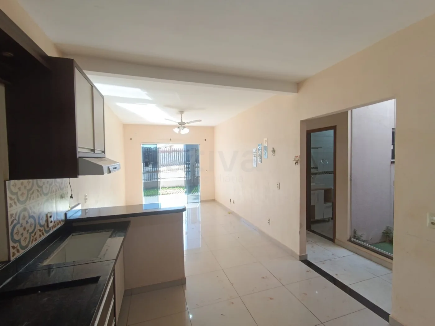 Comprar Casa / Padr&atilde;o em Toledo R$ 400.000,00 - Foto 7