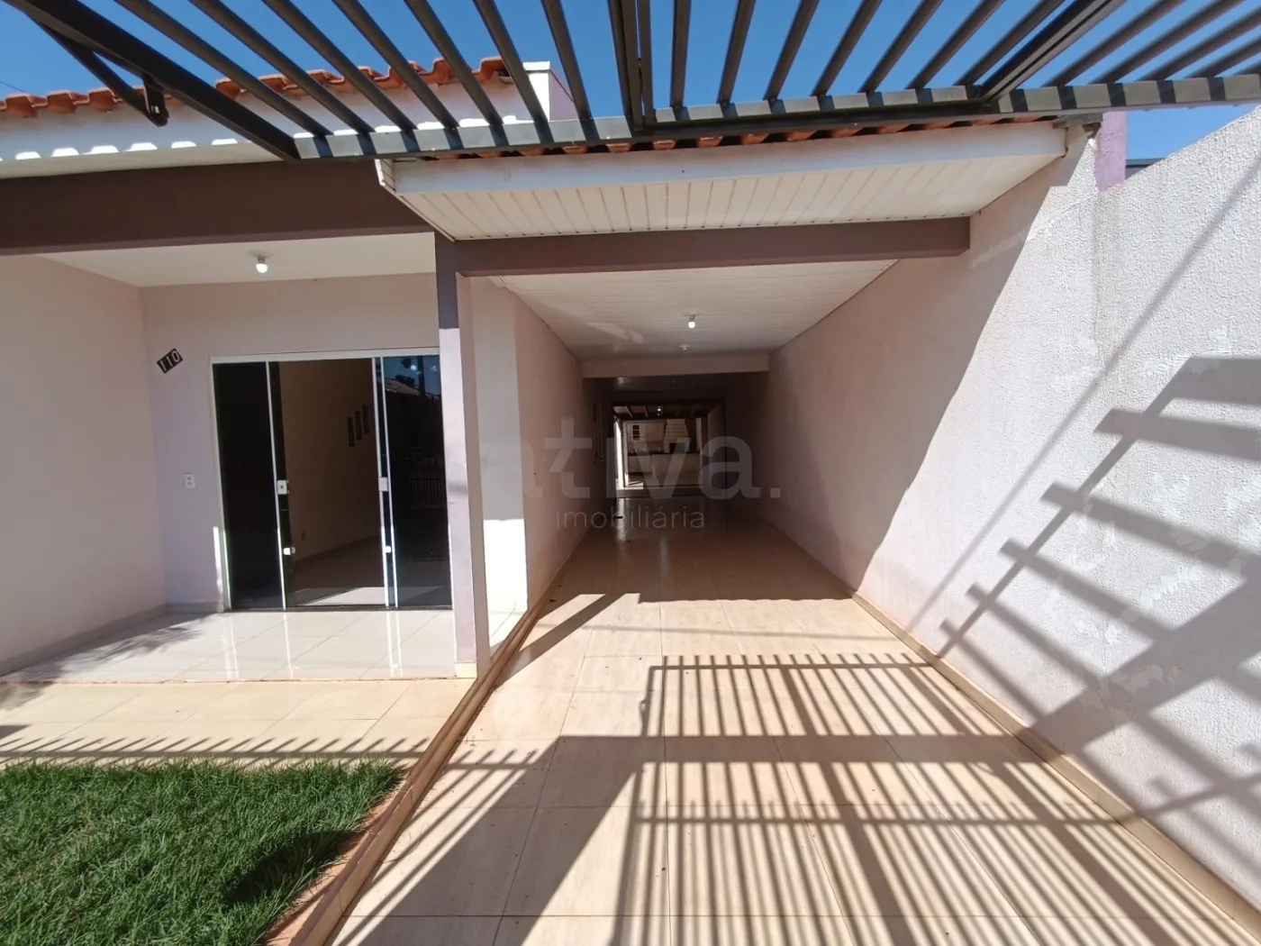 Comprar Casa / Padr&atilde;o em Toledo R$ 400.000,00 - Foto 3
