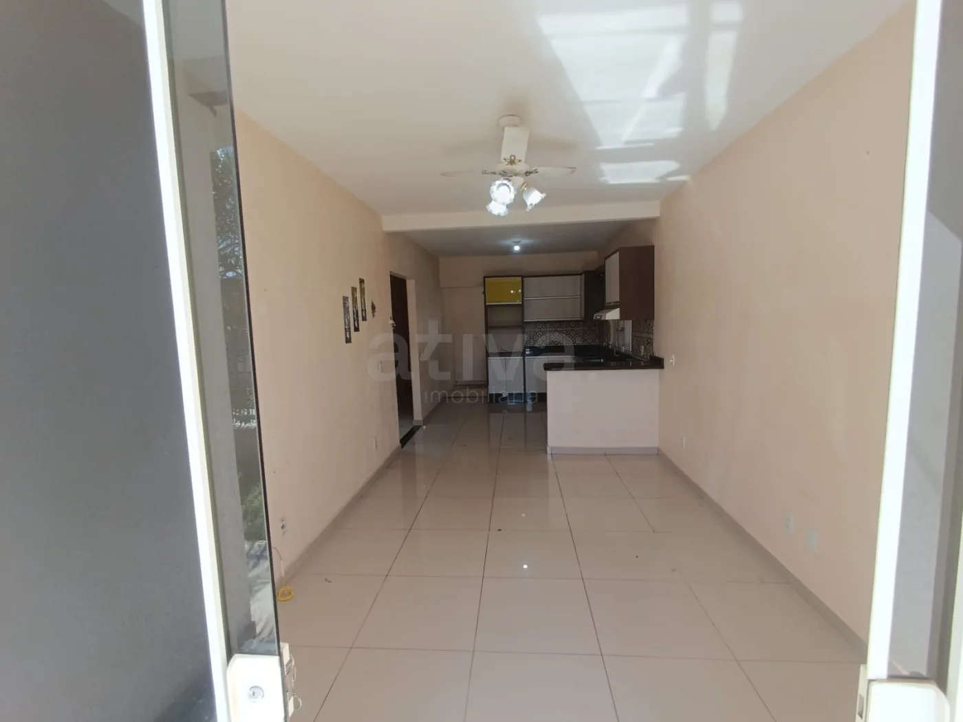 Comprar Casa / Padr&atilde;o em Toledo R$ 400.000,00 - Foto 6