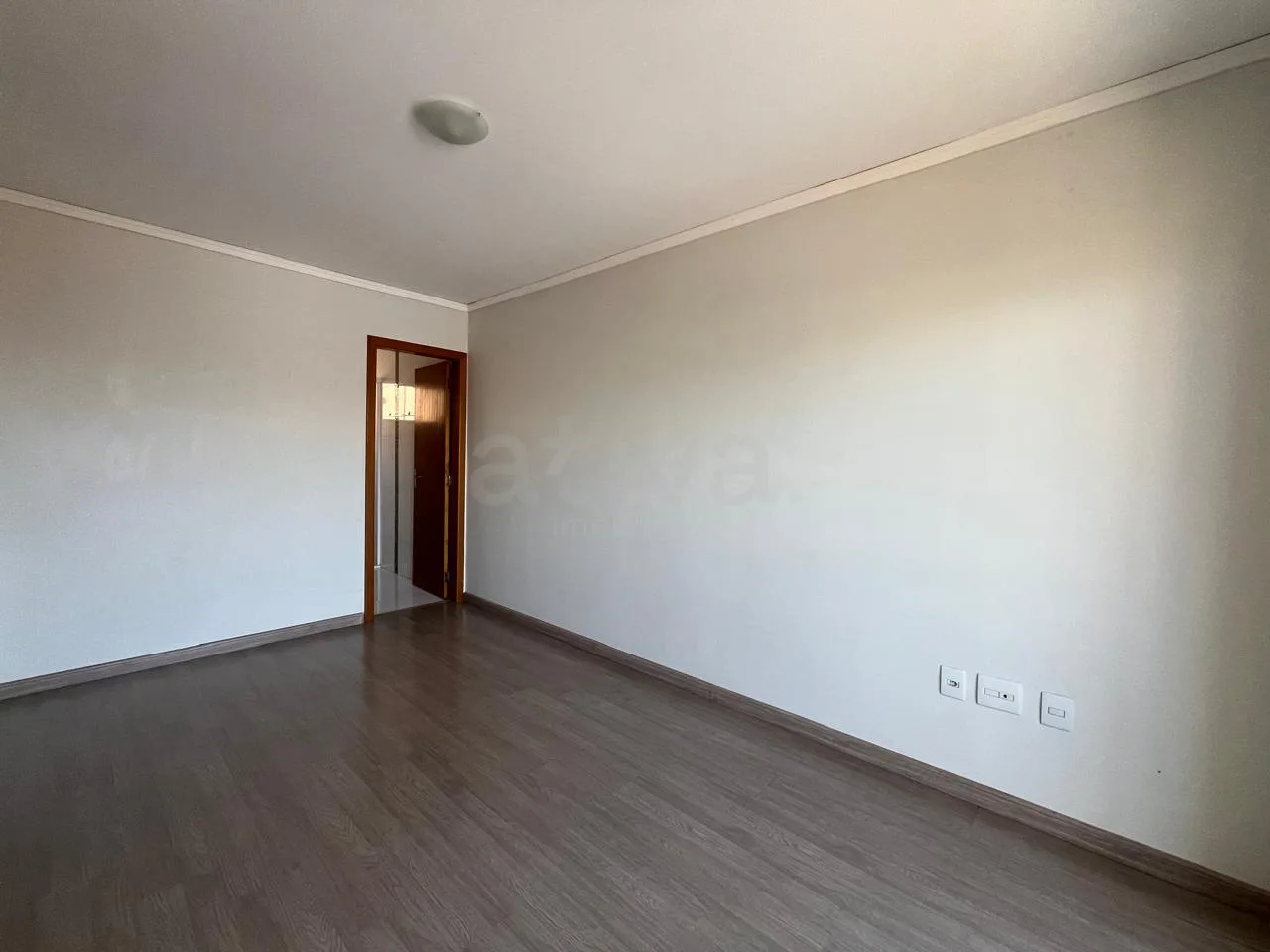 Alugar Casa / Sobrado em Toledo R$ 2.500,00 - Foto 8