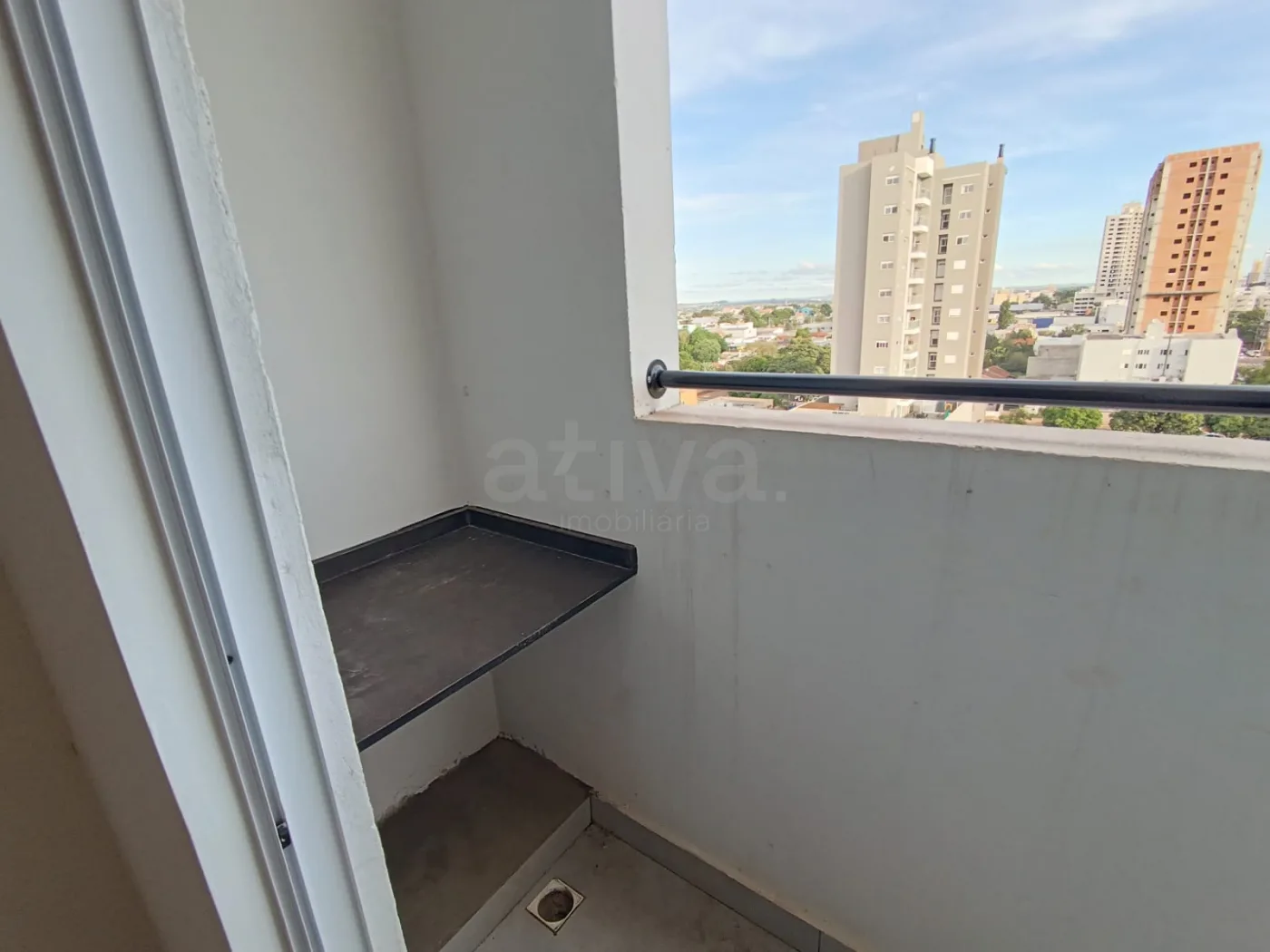 Alugar Apartamento / Padr&atilde;o em Toledo R$ 1.900,00 - Foto 13