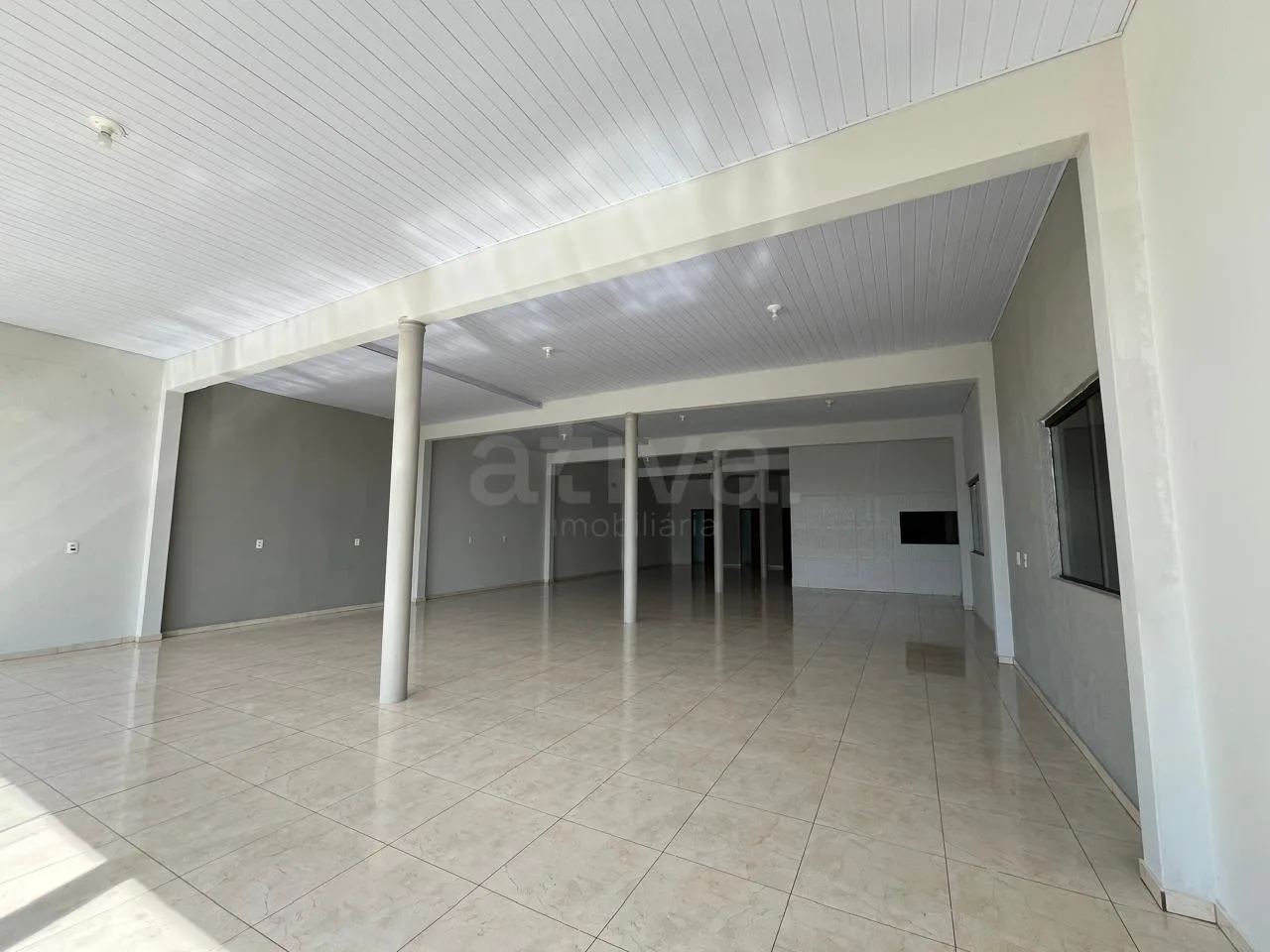 Alugar Comercial / Sala Comercial em Toledo R$ 6.000,00 - Foto 5
