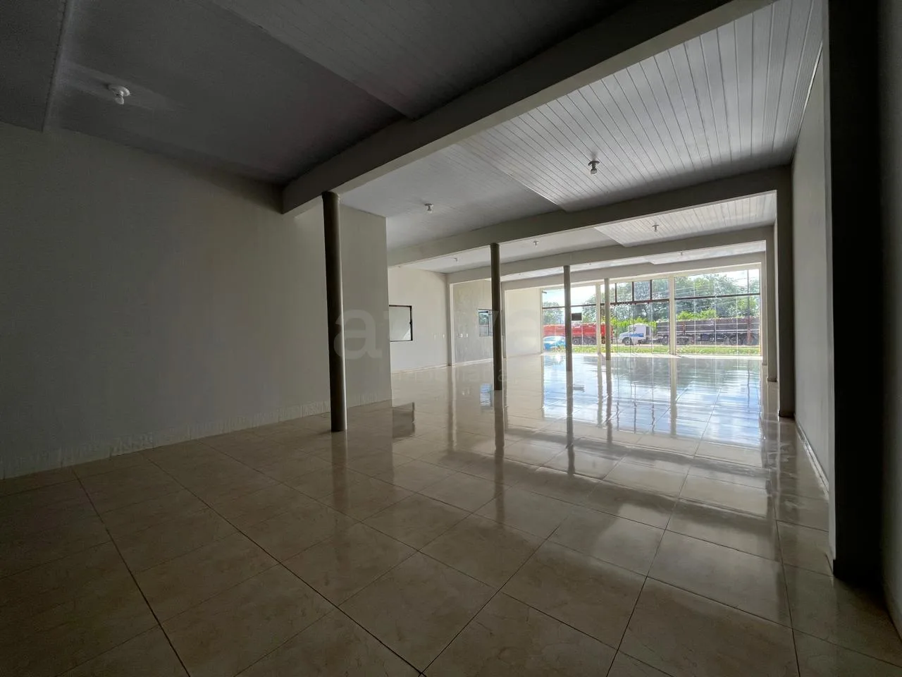 Alugar Comercial / Sala Comercial em Toledo R$ 6.000,00 - Foto 3