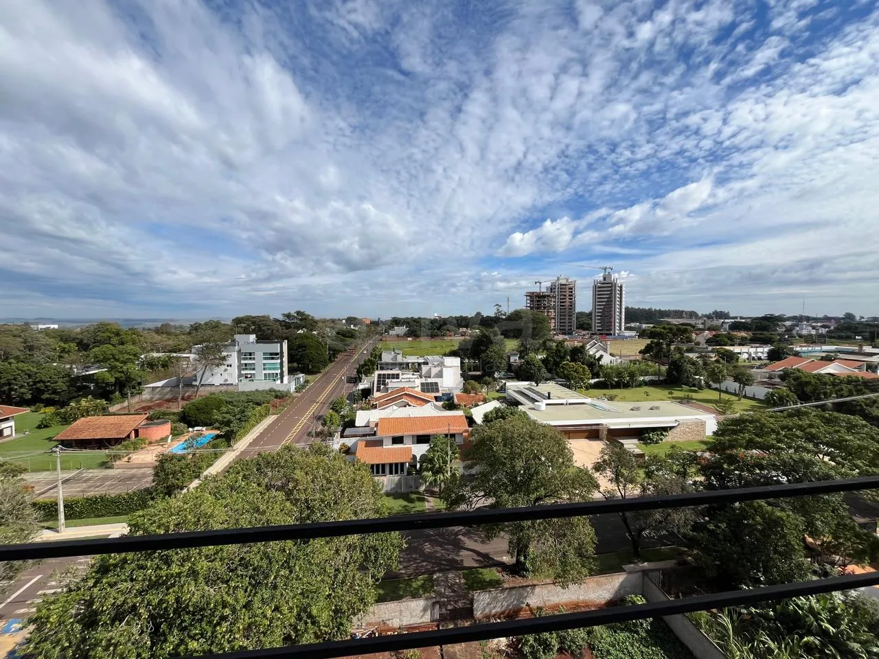Alugar Apartamento / Padr&atilde;o em Toledo R$ 2.600,00 - Foto 24