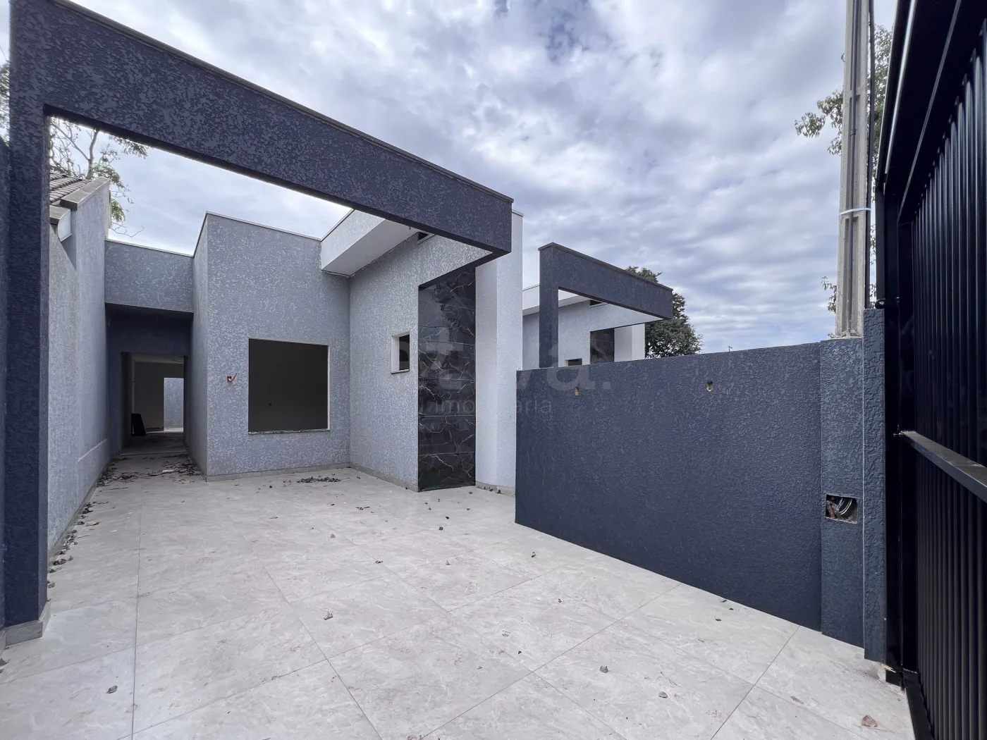 Comprar Casa / Padr&atilde;o em Toledo R$ 335.000,00 - Foto 2