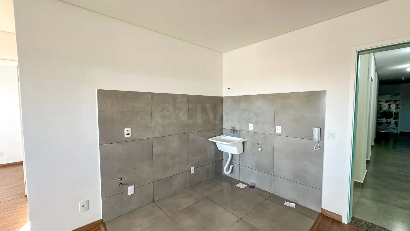 Alugar Apartamento / Padr&atilde;o em Toledo R$ 1.700,00 - Foto 7