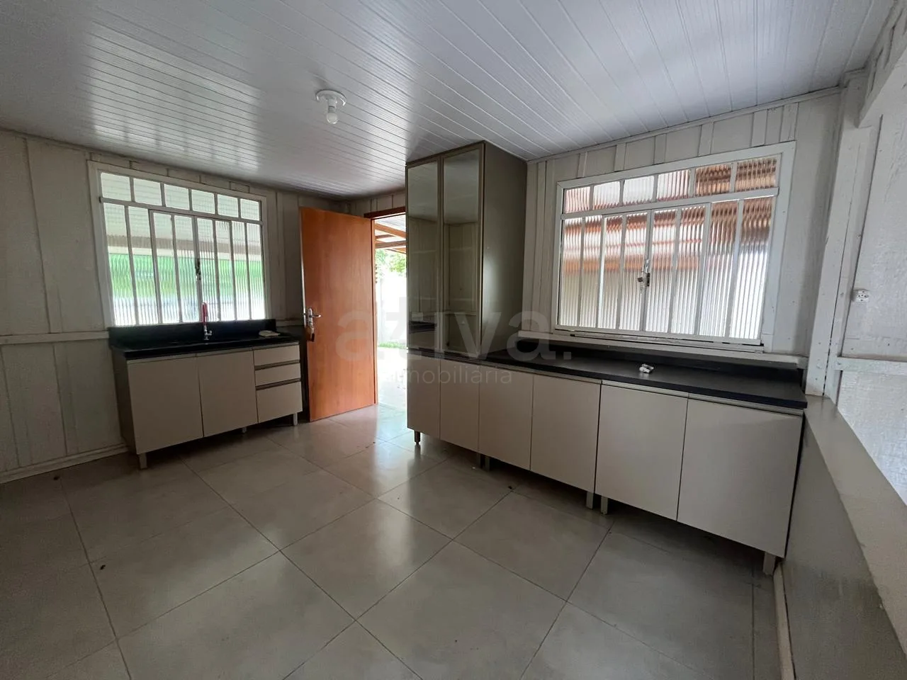 Alugar Casa / Padr&atilde;o em Toledo R$ 1.900,00 - Foto 5