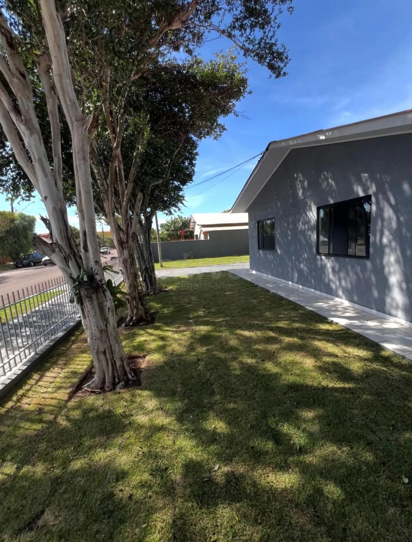 Comprar Casa / Padr&atilde;o em Toledo R$ 630.000,00 - Foto 3