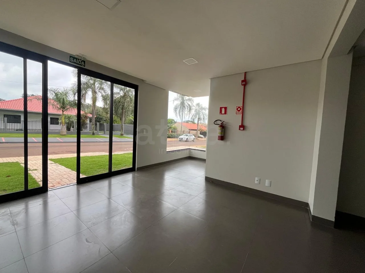 Alugar Comercial / Sala Comercial em Toledo R$ 2.200,00 - Foto 4