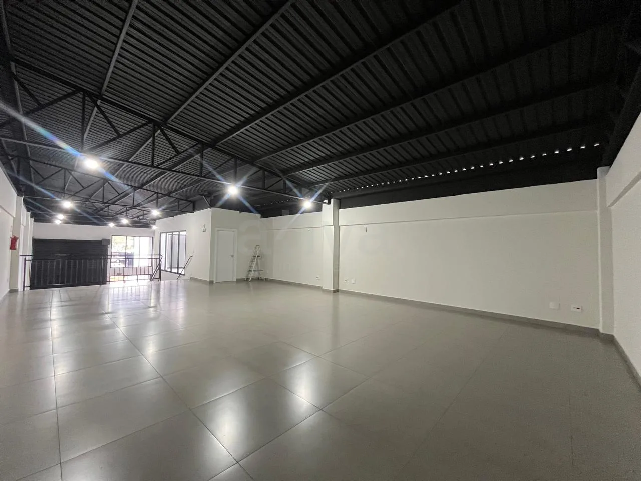 Alugar Comercial / Sala Comercial em Toledo R$ 11.000,00 - Foto 4