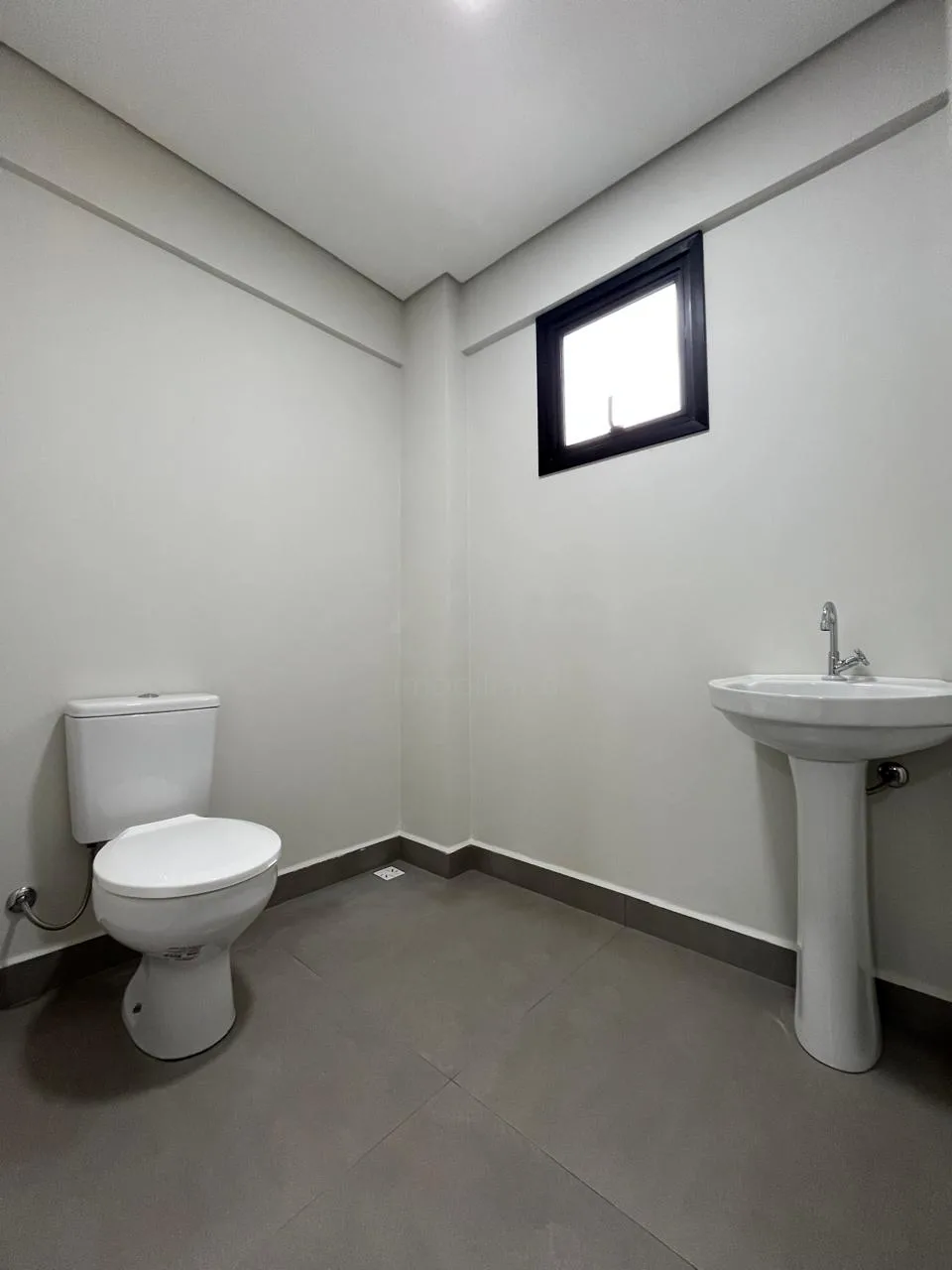 Alugar Comercial / Sala Comercial em Toledo R$ 11.000,00 - Foto 7