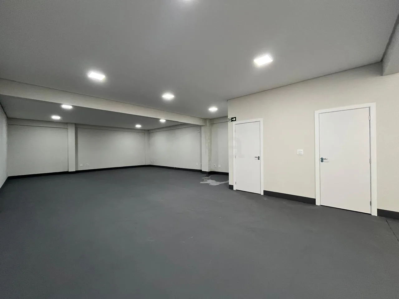 Alugar Comercial / Sala Comercial em Toledo R$ 11.000,00 - Foto 9
