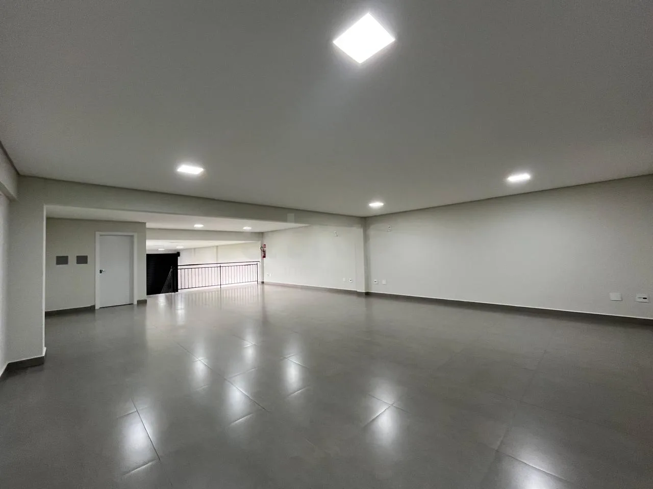 Alugar Comercial / Sala Comercial em Toledo R$ 11.000,00 - Foto 10