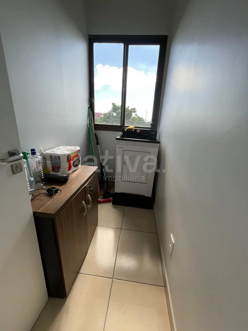 Alugar Comercial / Sala Comercial em Toledo R$ 1.100,00 - Foto 9