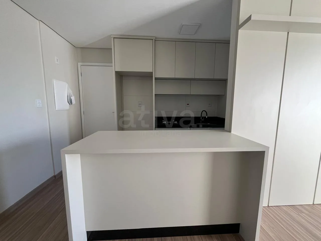 Alugar Apartamento / Padr&atilde;o em Toledo R$ 2.400,00 - Foto 4