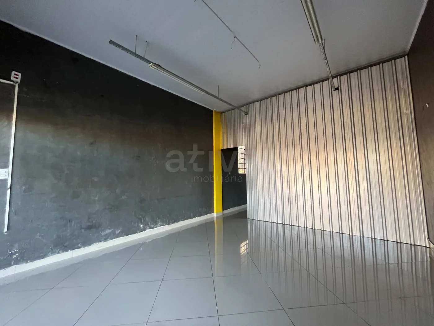 Alugar Comercial / Sala Comercial em Toledo R$ 3.700,00 - Foto 3