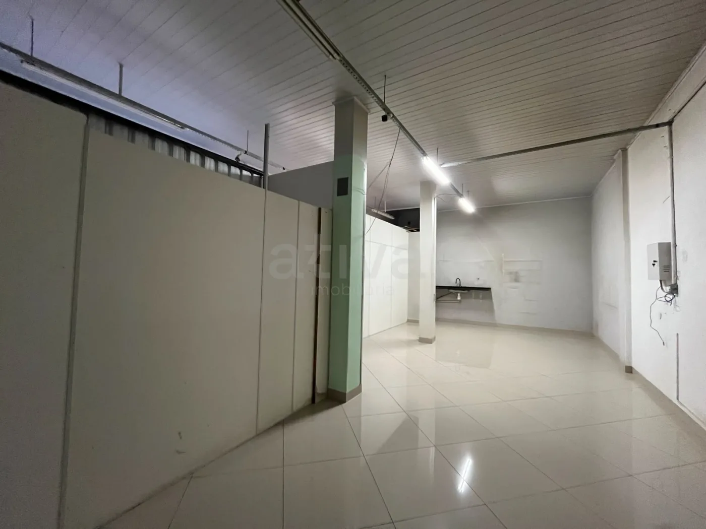 Alugar Comercial / Sala Comercial em Toledo R$ 3.700,00 - Foto 10