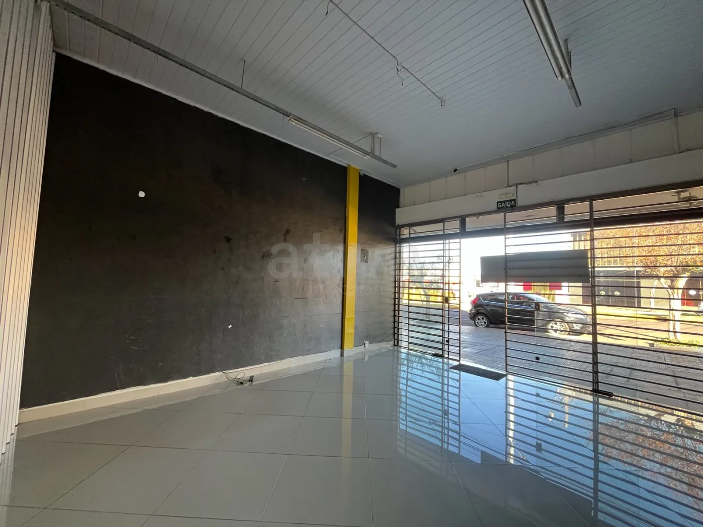 Alugar Comercial / Sala Comercial em Toledo R$ 3.700,00 - Foto 4