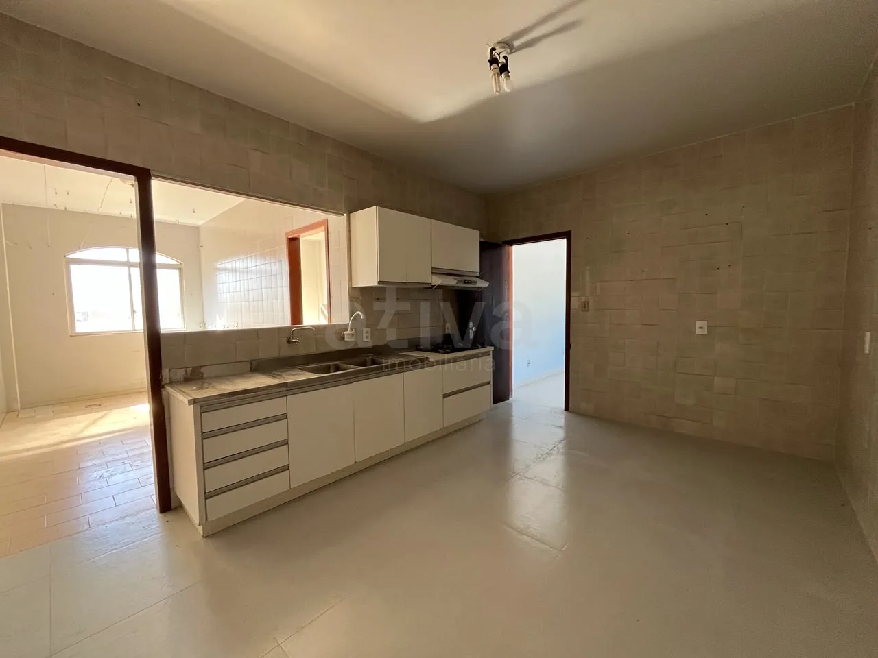 Alugar Apartamento / Padr&atilde;o em Toledo R$ 2.250,00 - Foto 3