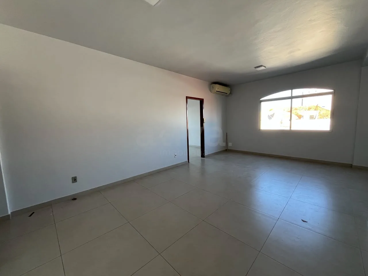 Alugar Apartamento / Padr&atilde;o em Toledo R$ 2.250,00 - Foto 6