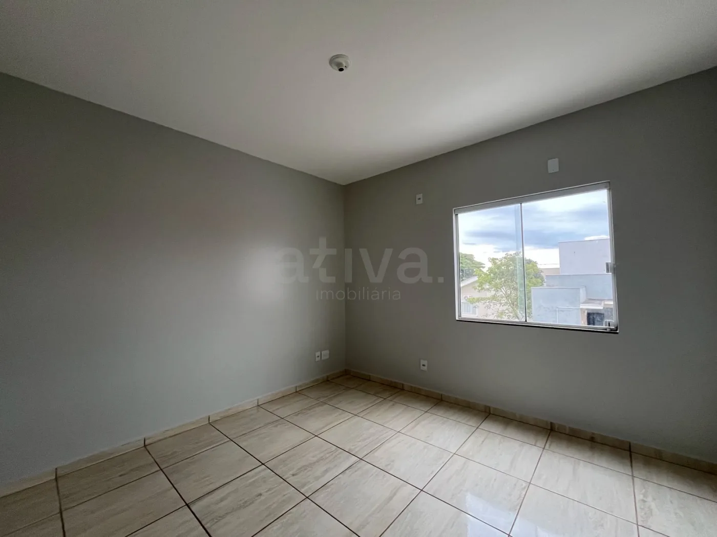 Alugar Casa / Sobrado em Toledo R$ 2.990,00 - Foto 8