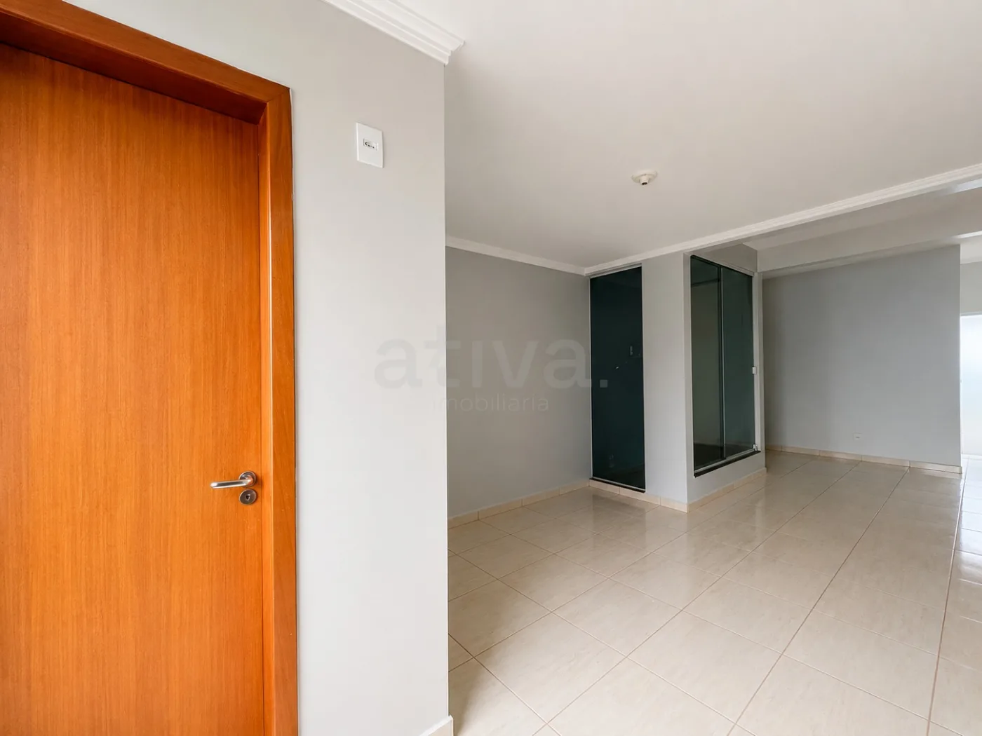Alugar Casa / Sobrado em Toledo R$ 2.990,00 - Foto 2