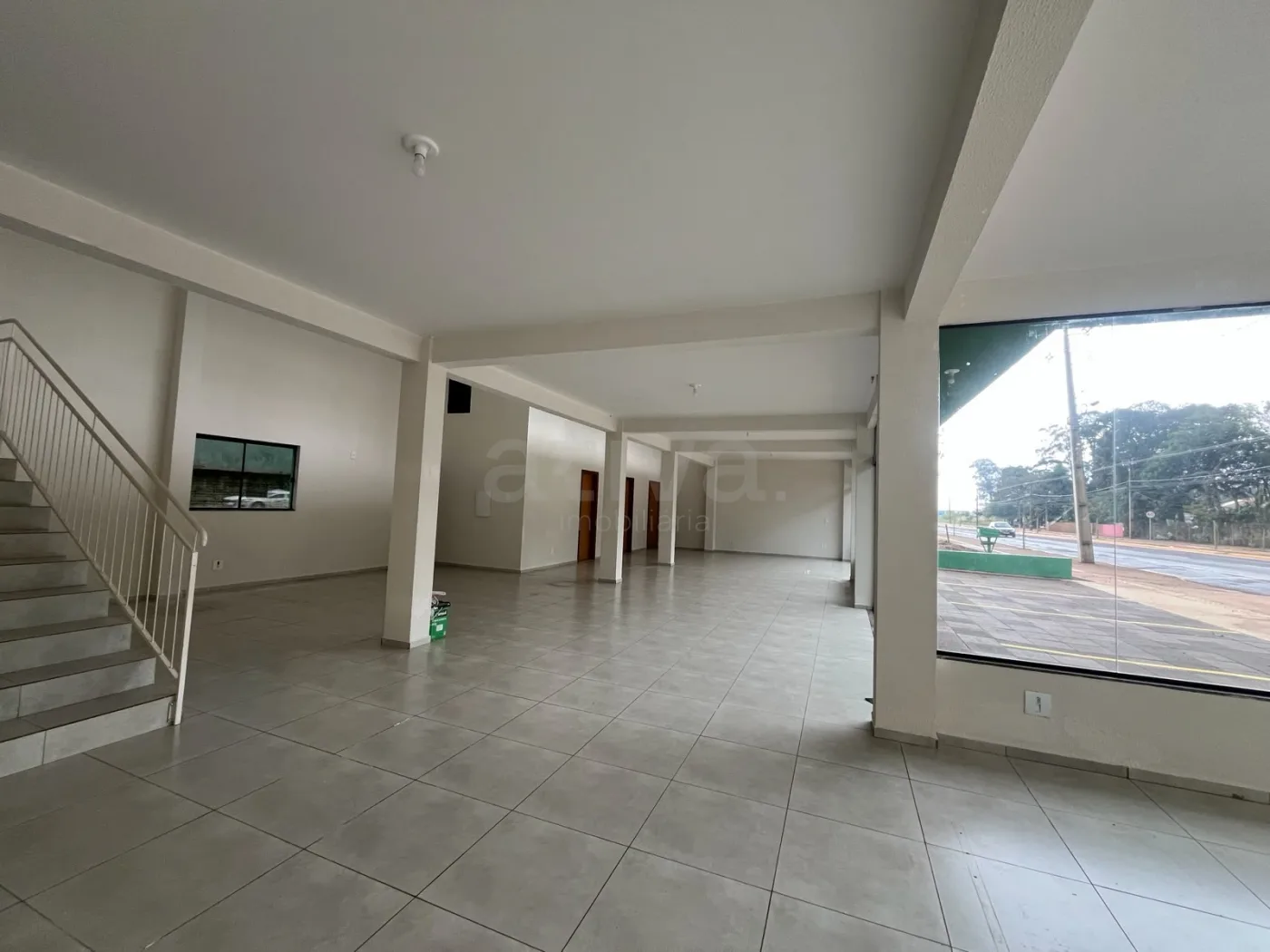 Alugar Comercial / Sala Comercial em Toledo R$ 5.700,00 - Foto 2